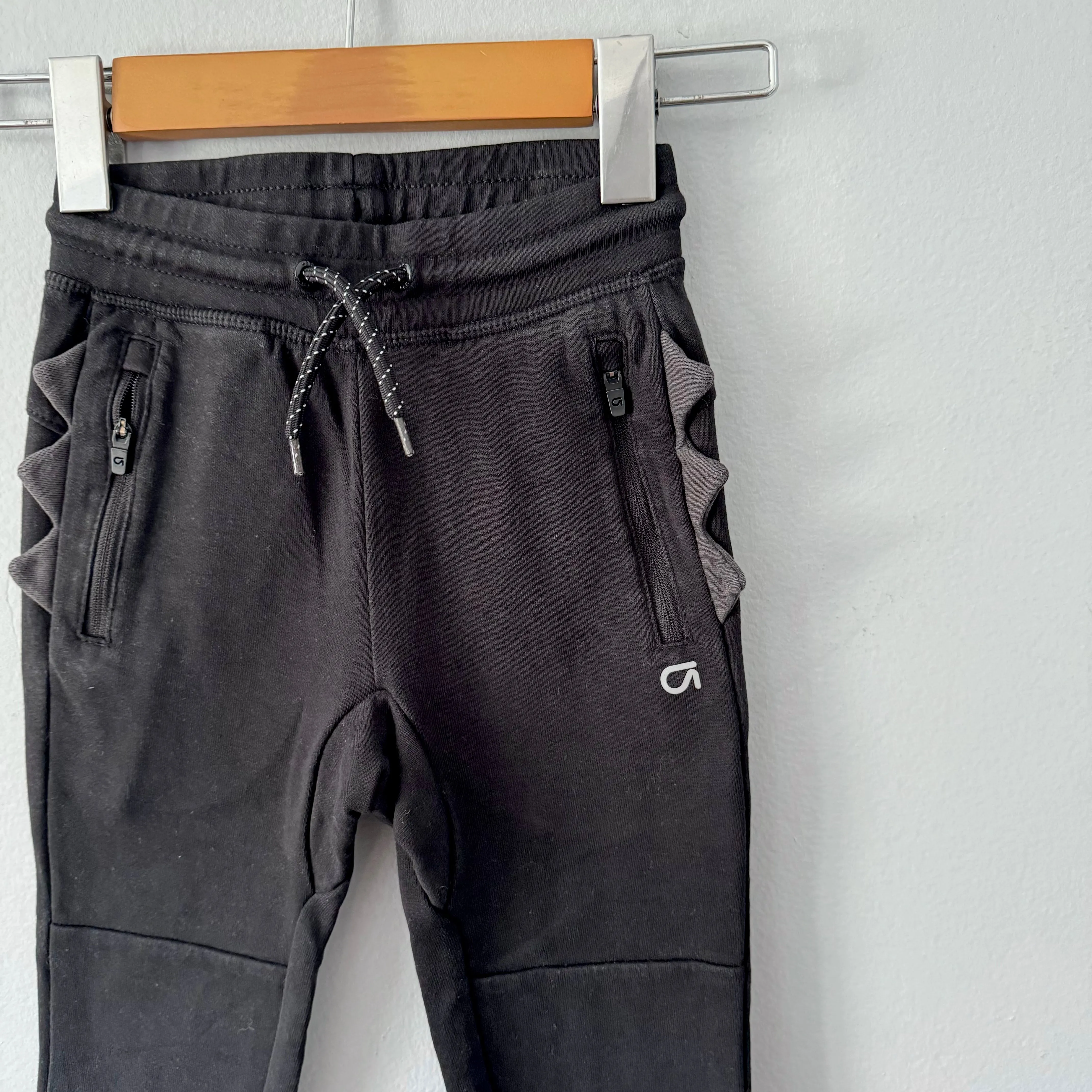 Gap / Active pants - black / 4Y