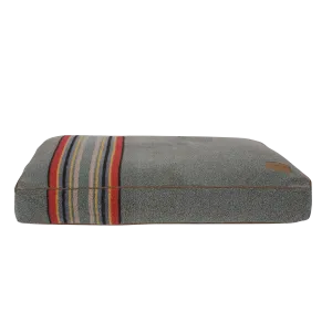 Pendleton Vintage Camp Napper | Heather Green