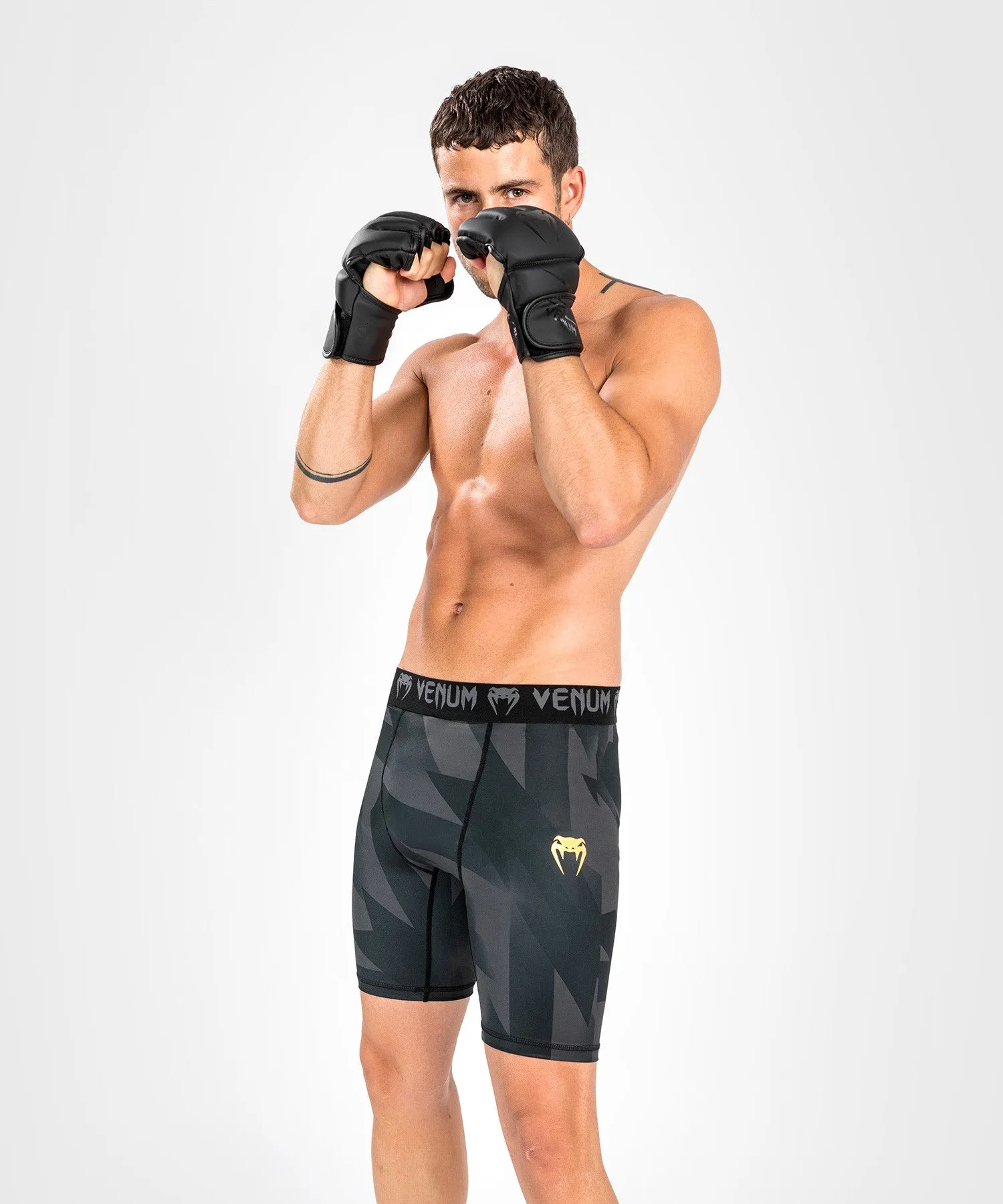 Venum Razor Vale Tudo Shorts - Black/Gold